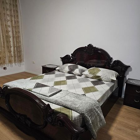Geljus Apartment 2 Tirana Exterior foto